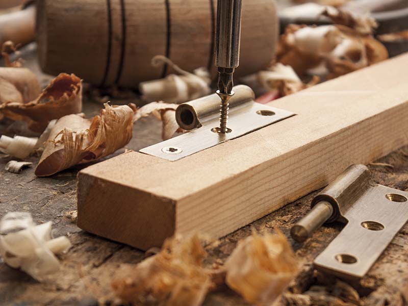 Poseurs de menuiseries en bois, Paris