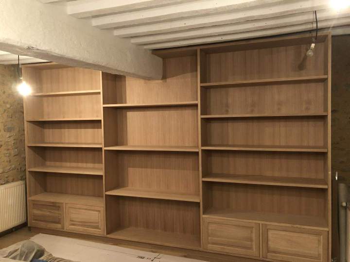 Solutions de rangement astucieuses pour un intérieur parfaitement ordonné